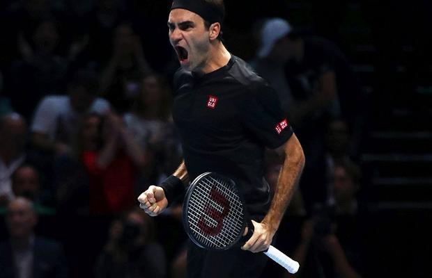 Roger Federer a trecut fără emoții de Novak Djokovic și s-a calificat în semifinalele Turneului Campionilor! Rafael Nadal va încheia sezonul ca lider ATP