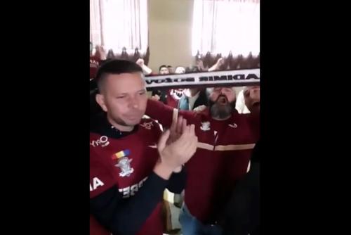 Fanii Rapidului l-au sărbătorit pe Vladimir Bozovic