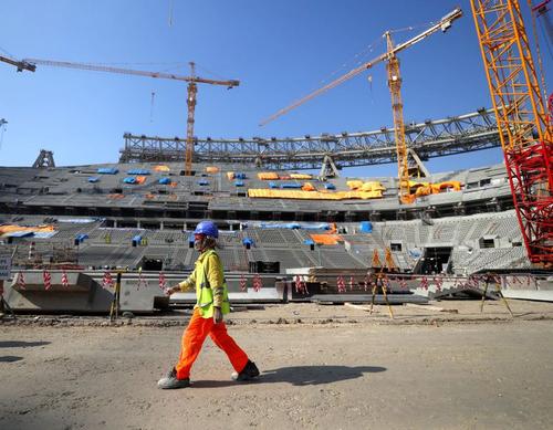 Migranții din Qatar, trimiși în concedii fără plată! // Sursa foto: Guliver/gettyimages