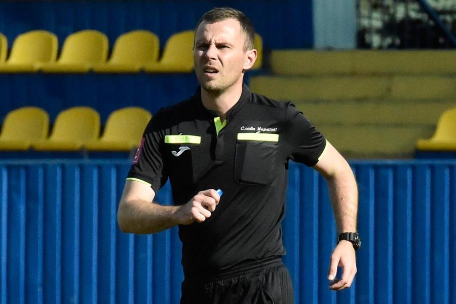 Dmitry Kubryak a revenit în arbitraj/ foto: Facebook @Andrei Pavlenko Poveste impresionantă din război » Arbitrul neurochirurg din Ucraina a detaliat cum a fost capturat de ruși + După 6 luni a fost eliberat și s-a întors pe teren