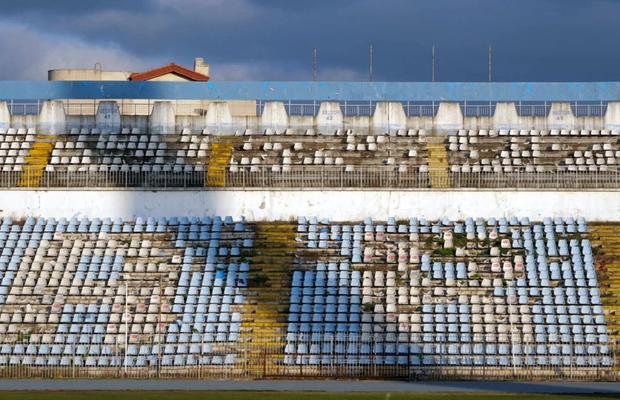 Ultimele licăriri ale stadionului Farul » Imagini dezolante cu arena pe care România bătea Olanda în urmă cu 15 ani