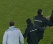 Imagini incredibile: Eugen Neagoe a sărit la Marius Croitoru pe teren! De la ce ar fi plecat scandalul
