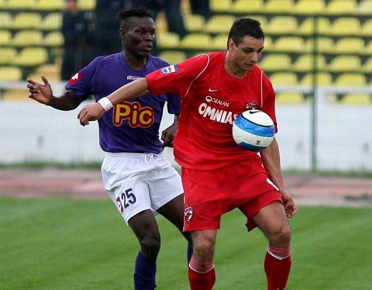 Amintirile ivorianului Mariko Daouda, la 20 de ani de la sosirea în Liga 1 » Colegul care nu avea loc în pat + ce i-a plăcut și ce nu i-a plăcut în România: „Nu înseamnă că tot poporul vostru e așa”