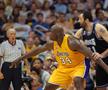 Shaq în duel cu Vlade Divac, în 2002 (foto: Imago)