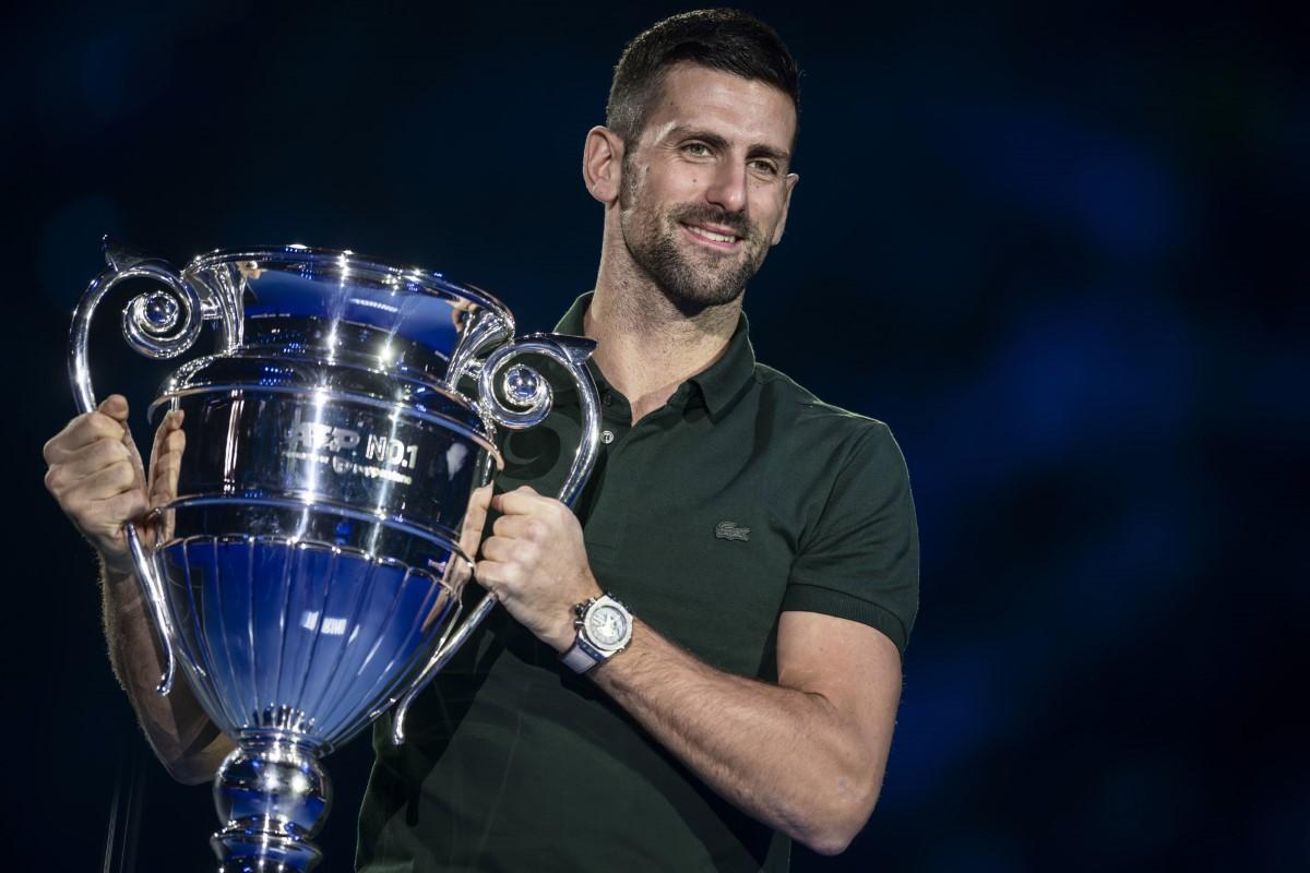 Novak Djokovic a primit trofeul pentru locul 1 ATP