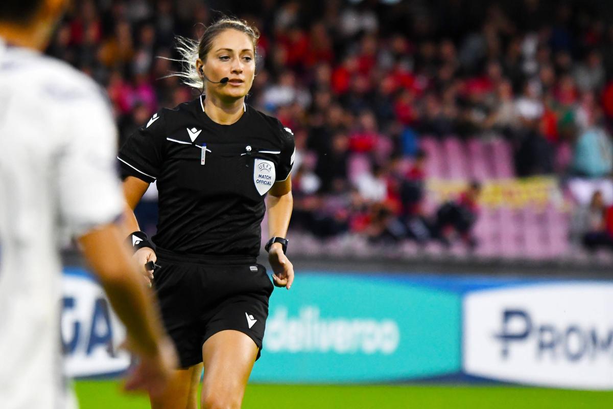 Alina Peșu - arbitru