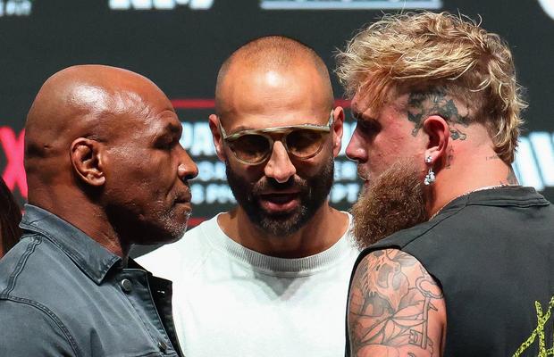 Premieră! Cine transmite meciul Mike Tyson - Jake Paul și de la ce oră va începe lupta
