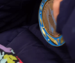 David Popovici a pus prima cărămidă la casa celor 11 copii pentru care și-a donat echipamentul de la Paris