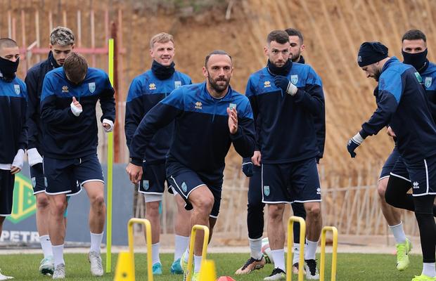 Pierdere mare pentru Kosovo » Vedeta echipei s-a accidentat înaintea ultimului antrenament și nu face deplasarea la București