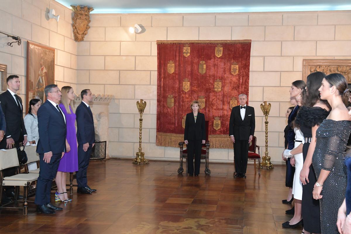 Campionii olimpici, invitați la o cină regală la Palatul Elisabeta: „Să ne bucurăm de singurul dar pe care noi îl putem face”