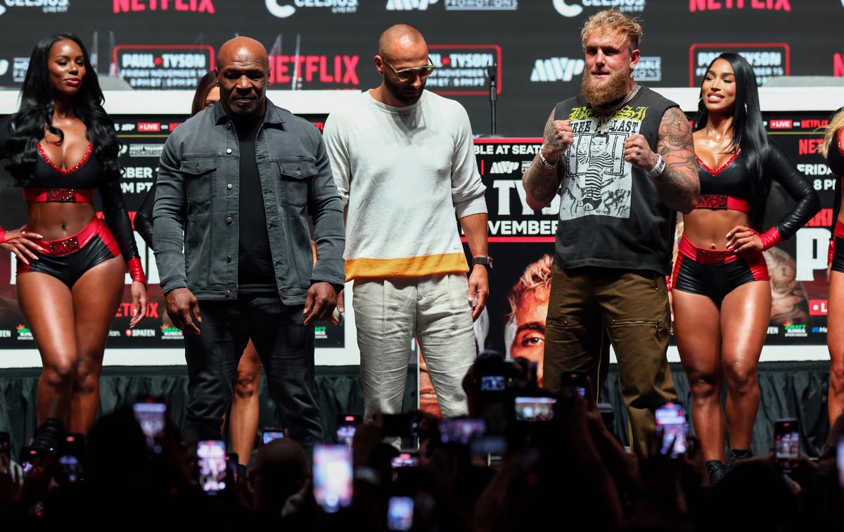 Mike Tyson s-a enervat înainte de meciul cu Jake Paul » A răbufnit în conferință: „Tu mă auzi?”