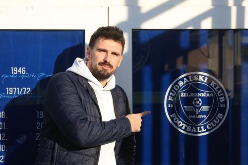 Enes Sipovic așteaptă un meci mare al Bosniei la Mondiale contra gazdelor din SUA. FOTO: Ionuţ Iordache (GSP)