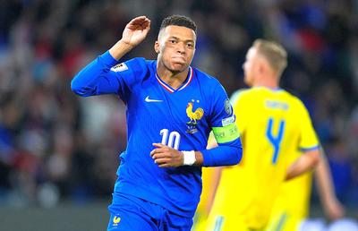 FABULOS! Kylian Mbappe a intrat în istorie » Nimeni n-a mai reușit asta vreodată