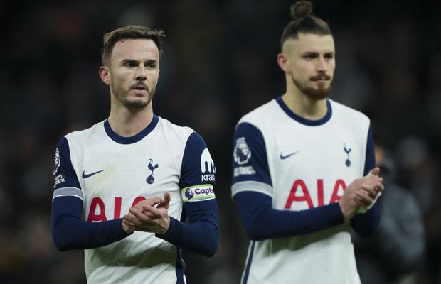 James Maddison îi este recunoscător lui Radu Drăgușin: „Atitudinea lui mă ține motivat”