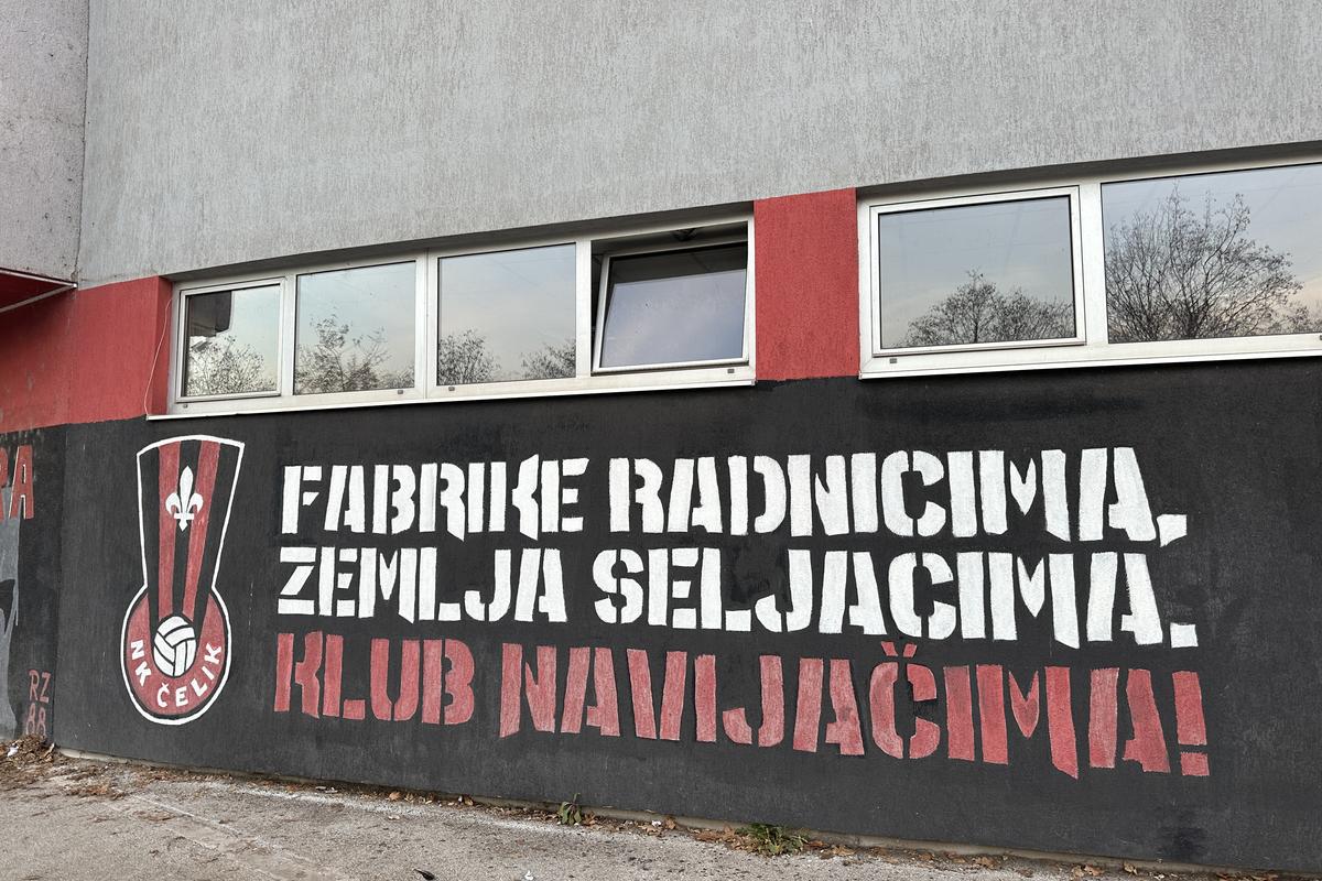 Oraș cenușiu, stadion în paragină » Cum arată Zenica, orașul care încă își revine după războiul de acum 30 de ani