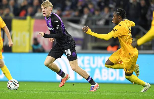 Bayern Munchen și Borussia Dortmund se luptă pentru noul puști „minune” al Europei