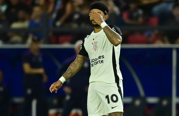 Ultimatum primit de Memphis Depay: „Ori te muți, ori pleci!” » Golgheterul olandez își poate falimenta clubul