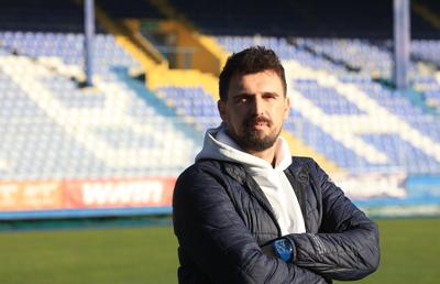A câștigat titlul în Liga 1 și ne avertizează din Sarajevo: „El ne poate rezolva meciul cu România” + Amintiri dureroase din război: „Cada se umpluse de sânge”