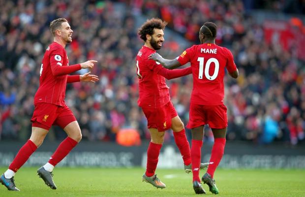 LIVERPOOL - WATFORD 2-0 // VIDEO „Cormoranii” sunt de neoprit în Premier League! Mohamed Salah, gol superb, cu călcâiul