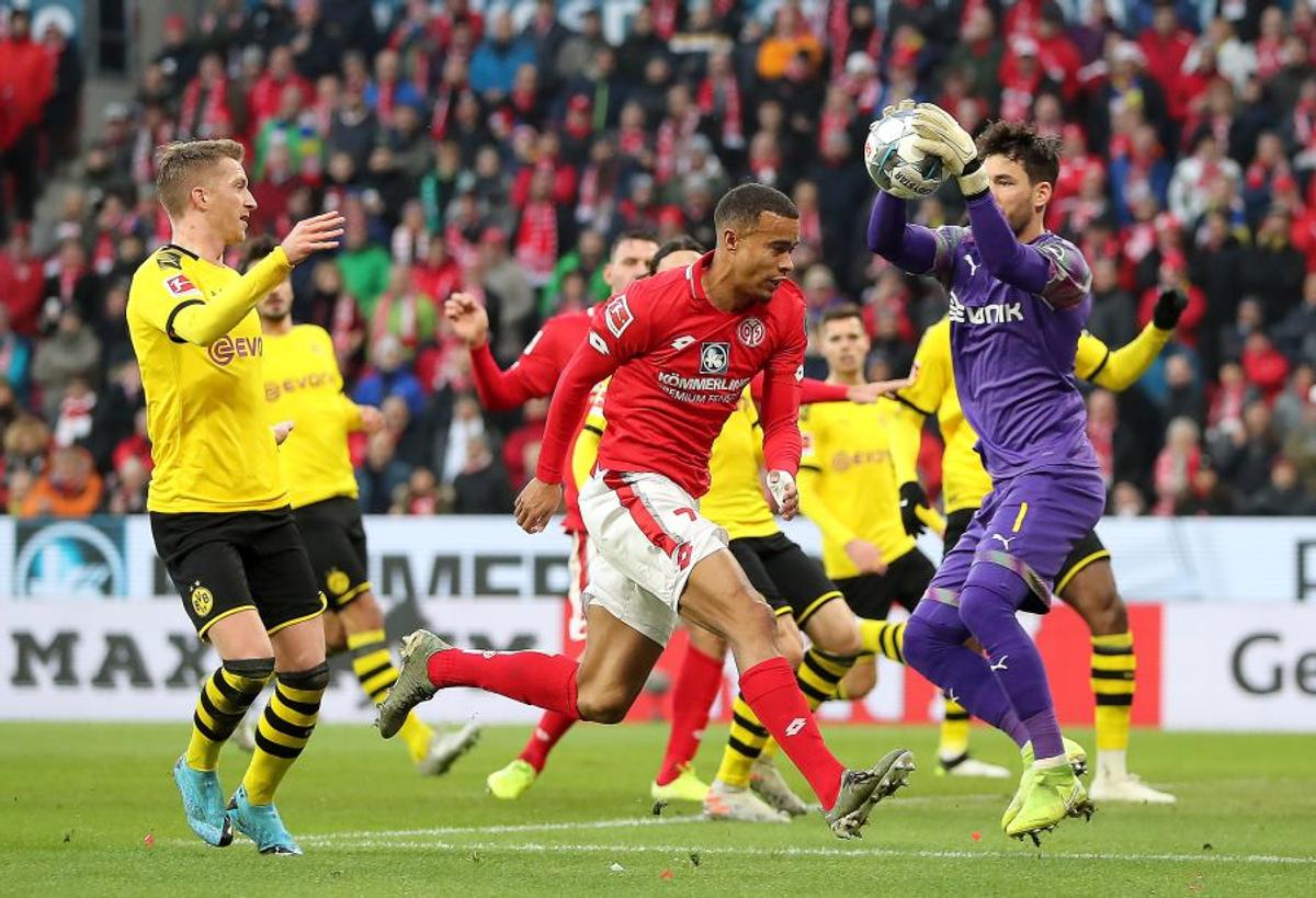 BUNDESLIGA // FOTO Bayern Munchen și Borussia Dortmund s-au dezlănțuit » Hat-trick Coutinho + cum arată clasamentul