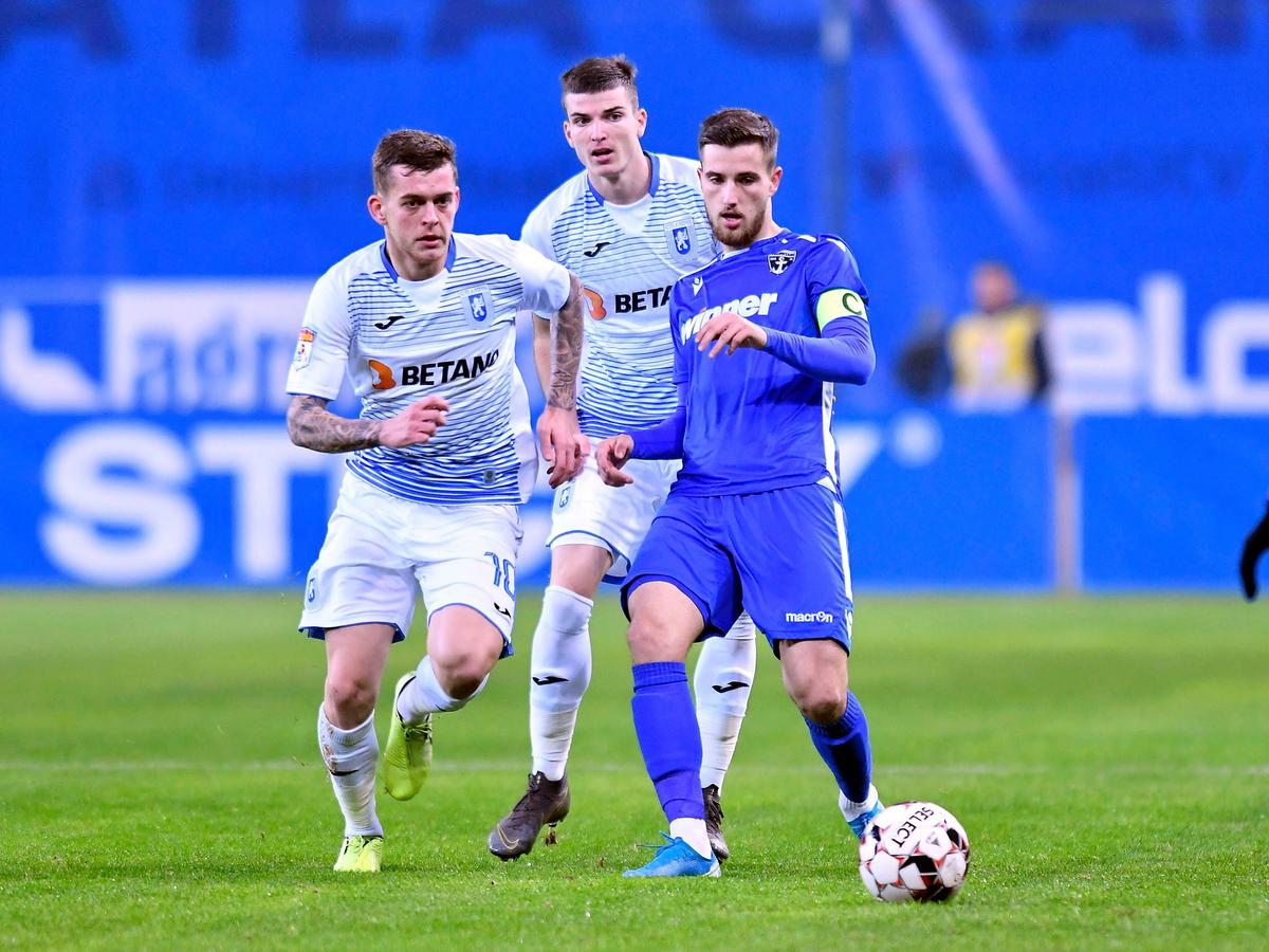 FOTO CRAIOVA - VOLUNTARI