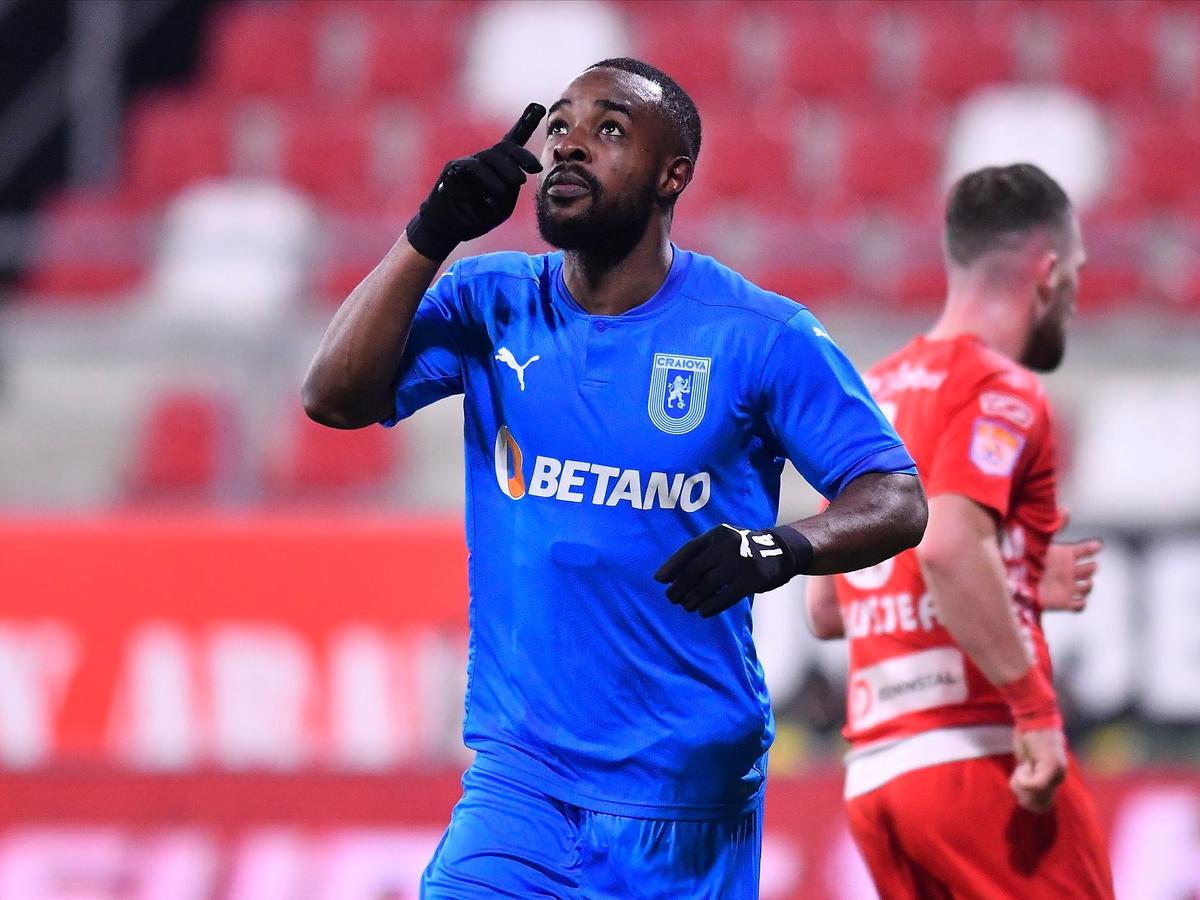 UTA - CRAIOVA 1-2. Alexandru Cicâldău iese la atac: „Am auzit poliţişti şi pompieri cum ne înjurau! Cum de la noi nu vine nimeni?”