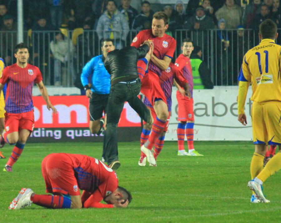 Incidentul „Martinovic” în varianta feminină: jucătoarea lui Chelsea a pus la pământ un suporter!
