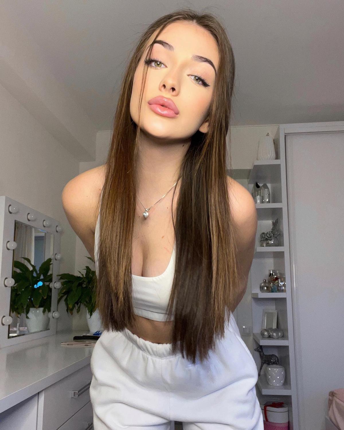 Și Richarlison o apreciază pe Andreea Bostanică