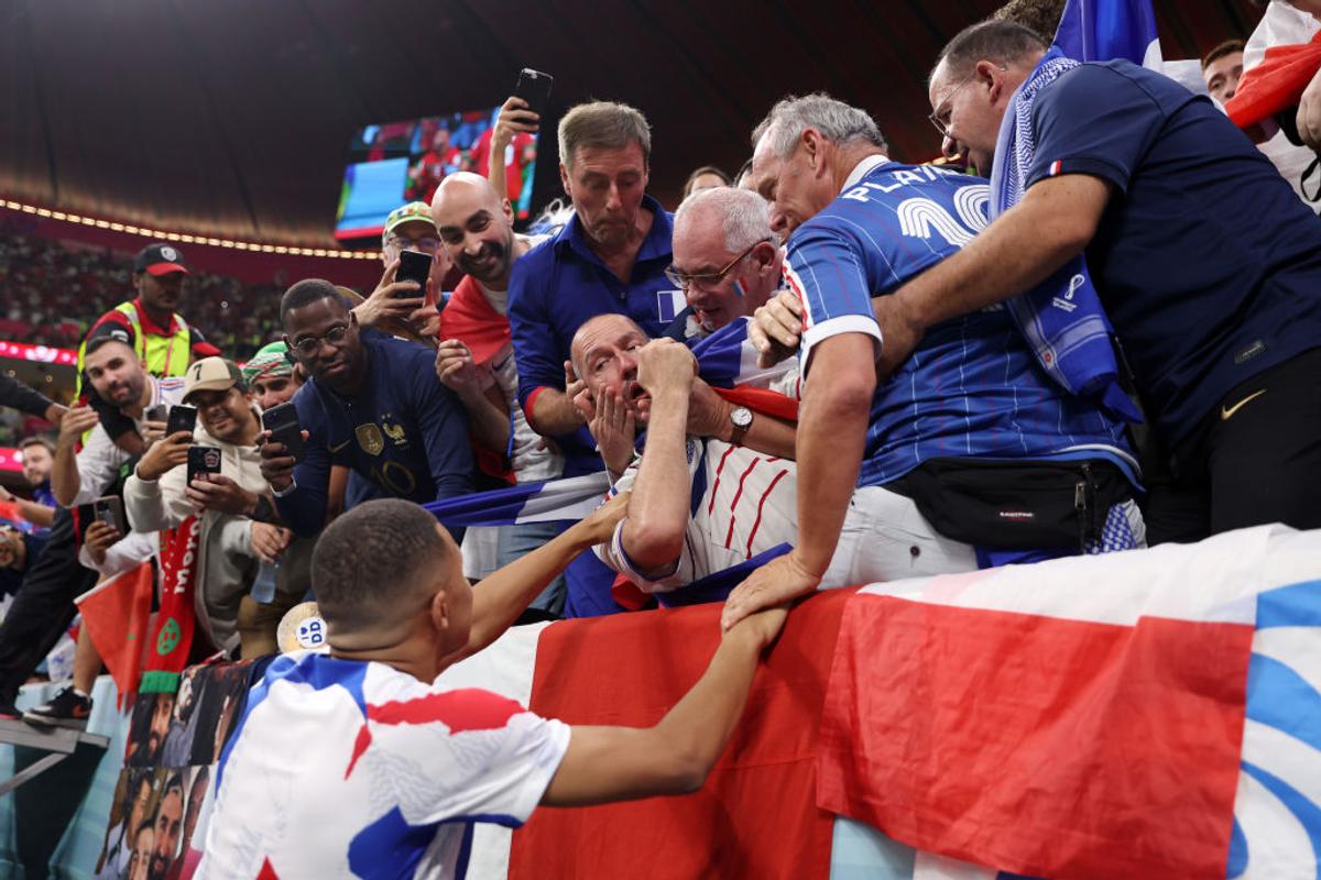 Lăsat groggy de Mbappe » Momentul ratat de camerele TV la Franța - Maroc