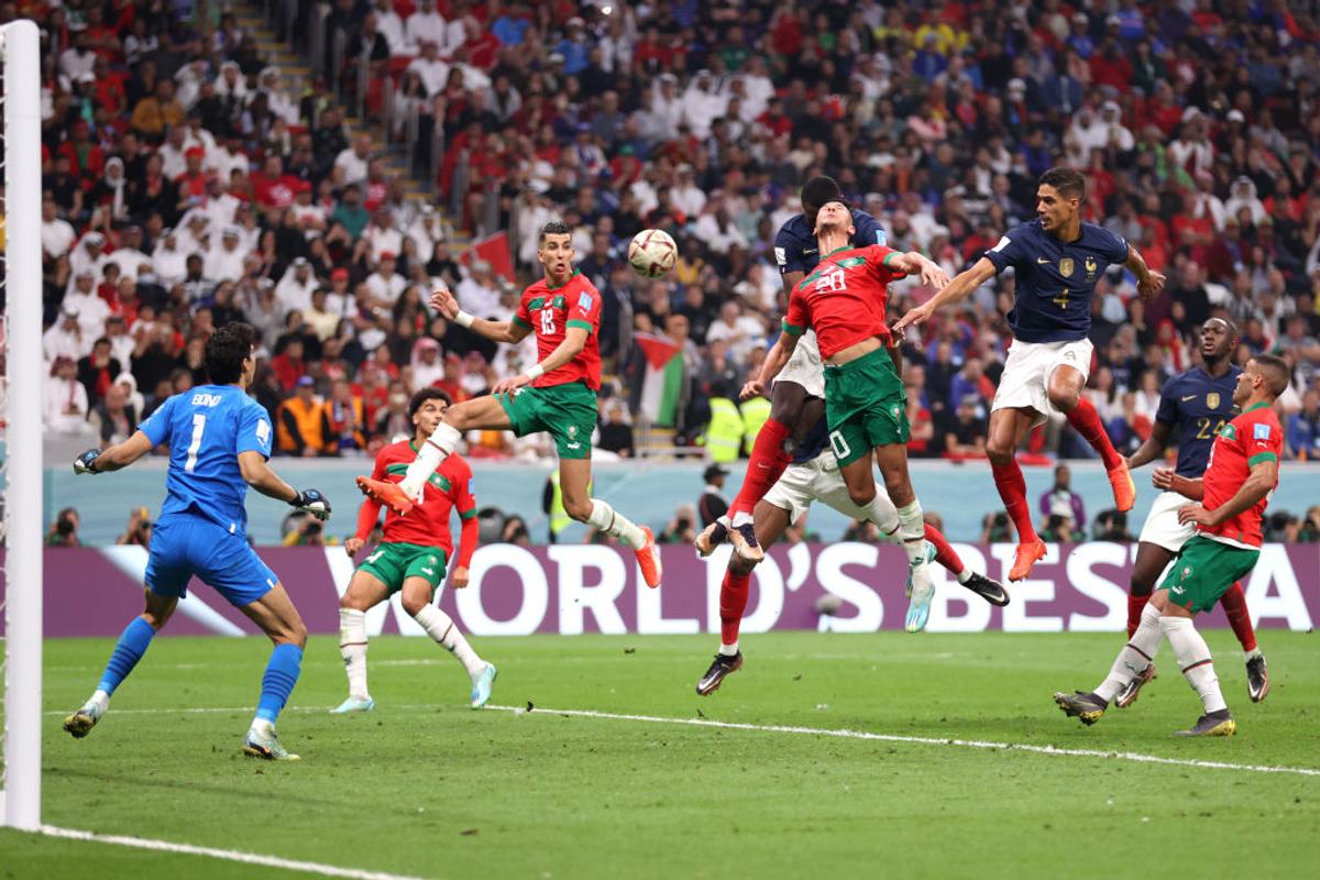 Au frânt inima Africii! Francezii vor înfrunta Argentina lui Messi în finala Mondialului, după ce au trecut cu emoții de Maroc