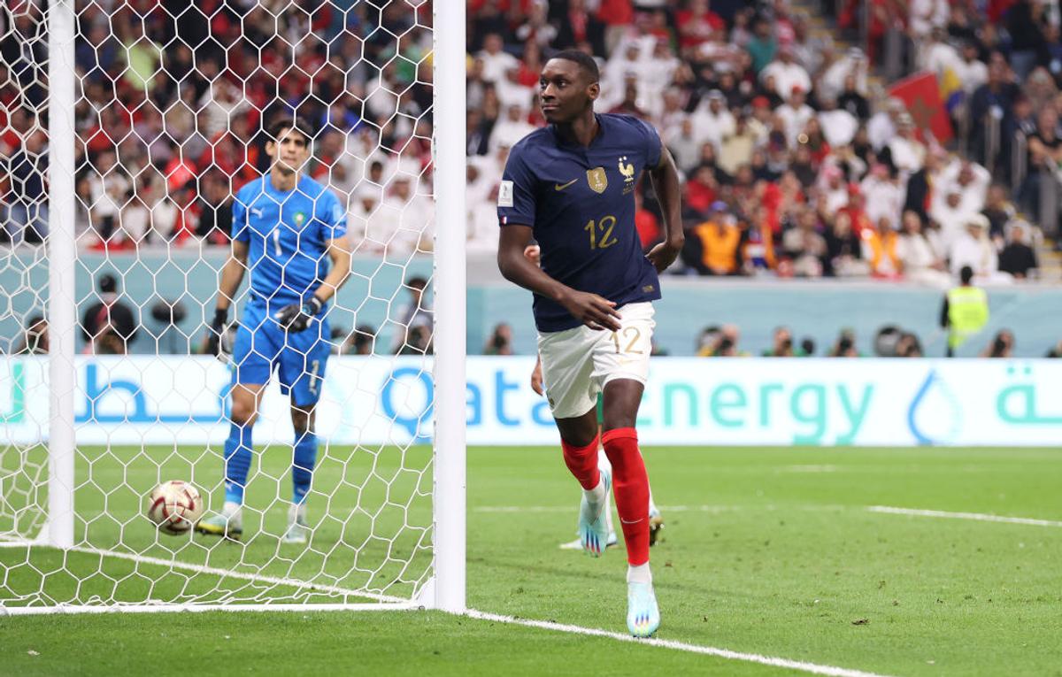 Au frânt inima Africii! Francezii vor înfrunta Argentina lui Messi în finala Mondialului, după ce au trecut cu emoții de Maroc