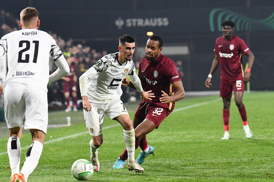 Meriton Korenica // FOTO: Imago CFR Cluj a ofertat 3 fotbaliști de la aceeași echipă! » Dan Petrescu a rămas profund impresionat după meciul direct