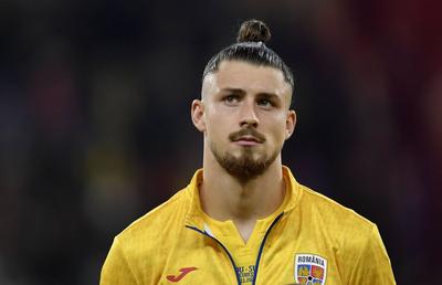 Agentul lui Radu Drăgușin e în Italia. Anunță: „Un transfer acum nu i-ar pune în pericol locul la Euro. Și e o posibilitate în ianuarie. În Premier League”