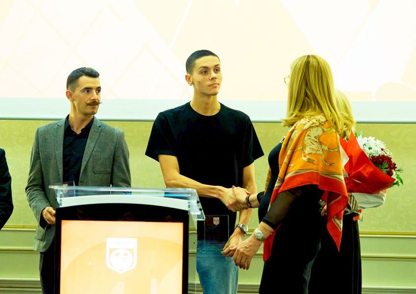 Gala Sportivului Dinamovist 2023 a fost organizată astăzi la hotelul Mariott din București. Sportivii de elită ai clubului din „Ștefan cel Mare” au fost premiați.