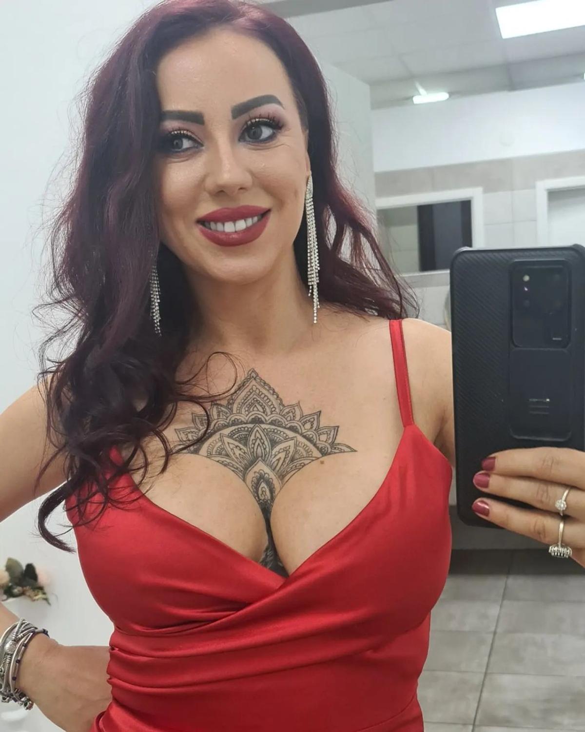 Fosta soție a unui mare campion român și-a îndeplinit visul: „Îmi place să pozez erotic și nu am inhibiții”