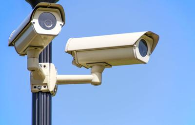 Te muți la casă nouă? Vei fi în siguranță doar cu serviciile de montaj camere de supraveghere!