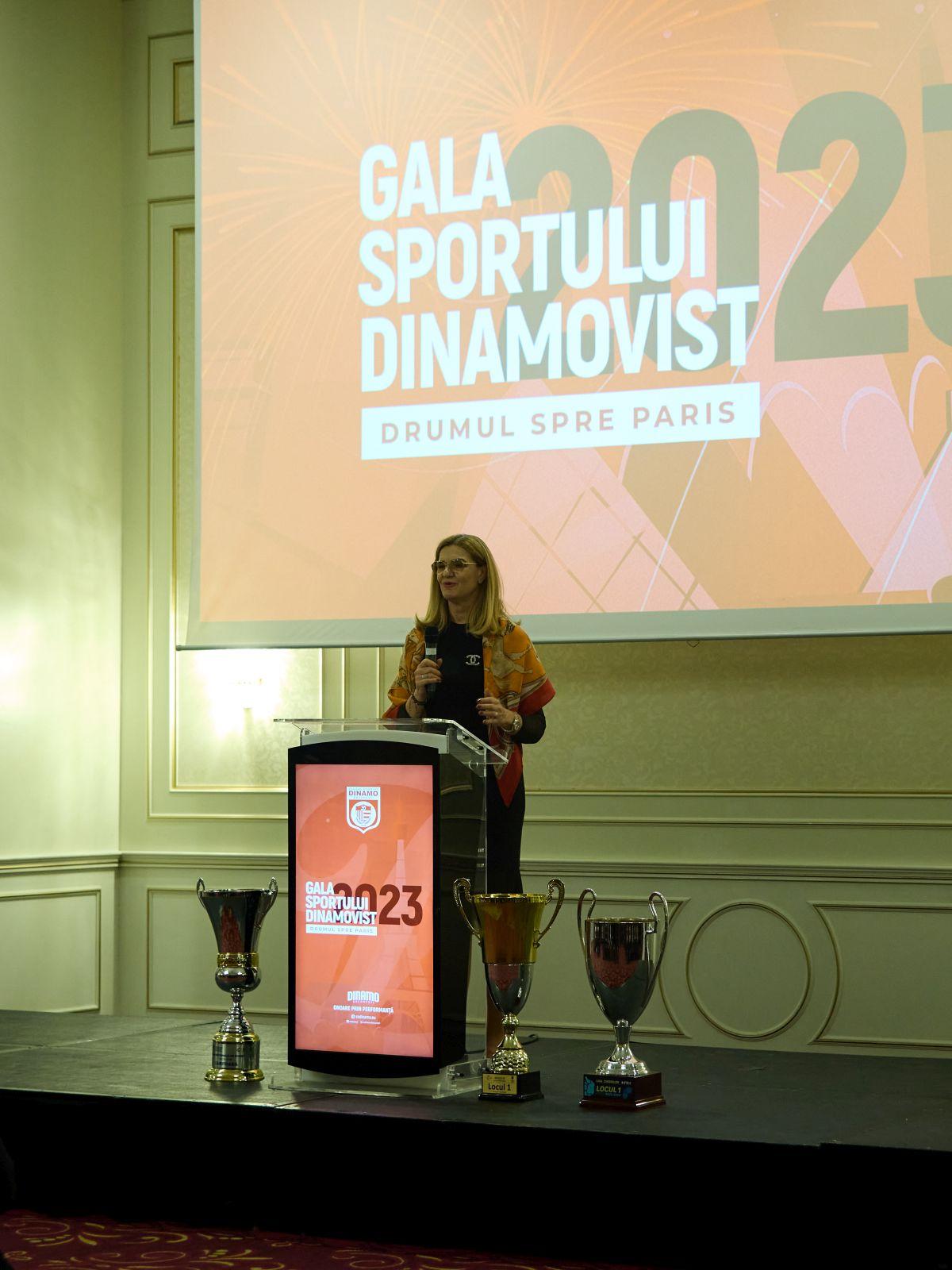 Dinamo și-a premiat sportivii de elită » Imagini spectaculoase de la gala finalului de an + ce au spus Lipă, Covaliu și Lupescu
