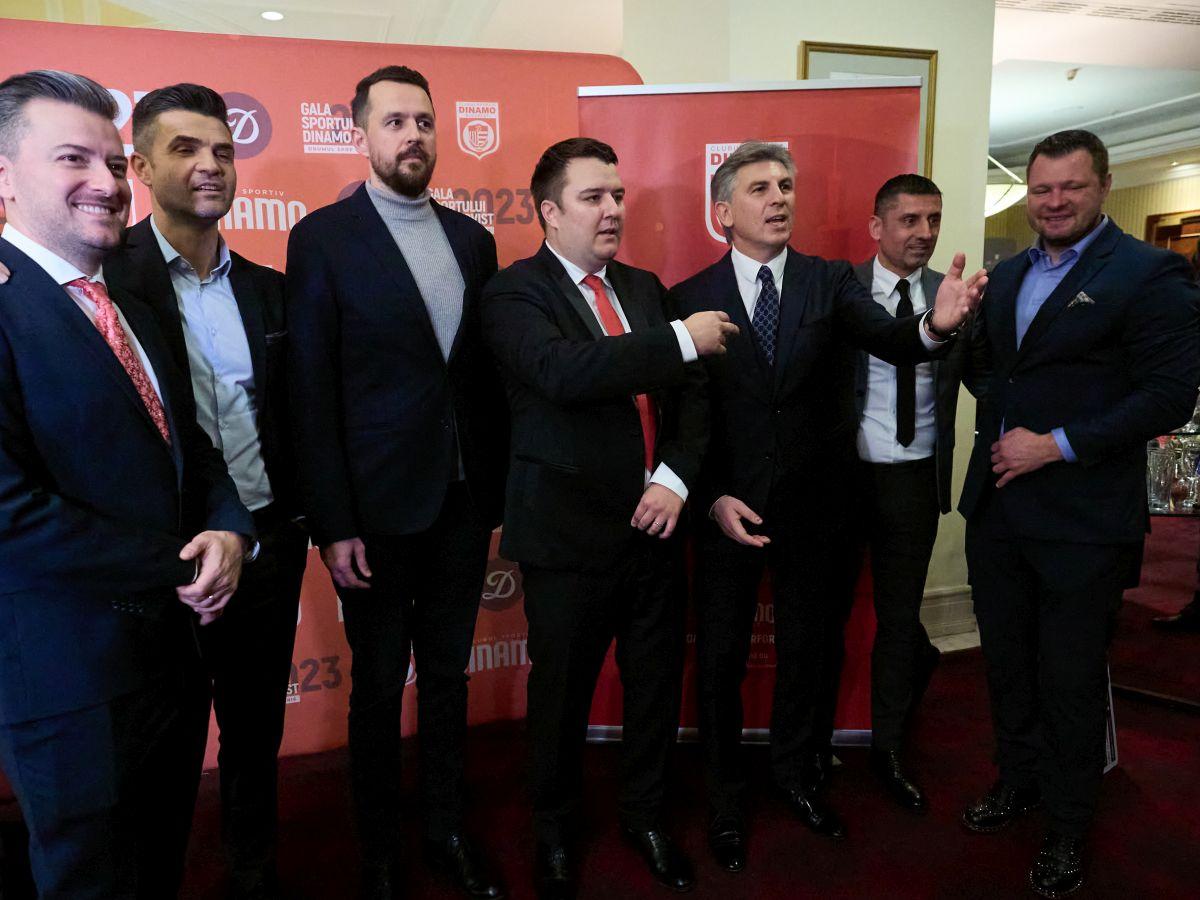 Dinamo și-a premiat sportivii de elită » Imagini spectaculoase de la gala finalului de an + ce au spus Lipă, Covaliu și Lupescu