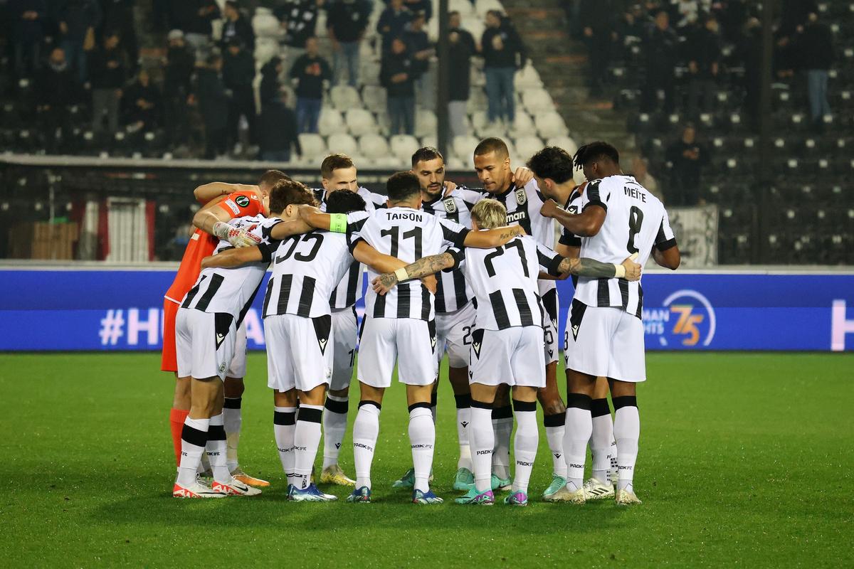 Răzvan Lucescu, invincibil în Conference League