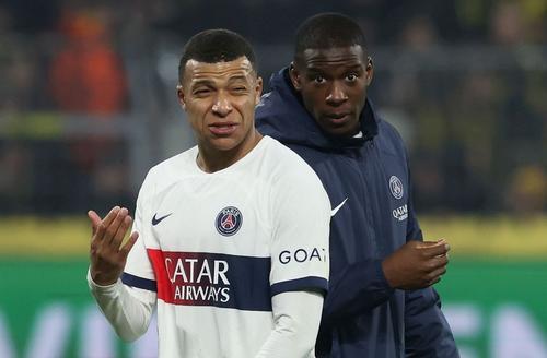 Kylian Mbappe, nervos după meciul lui PSG de la Dortmund (1-1) Foto: Guliver/GettyImages