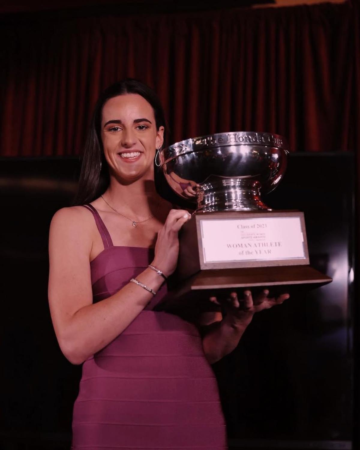 Alegerea revoluționară a revistei Time pentru Sportiva anului 2024 » Caitlin Clark, tinerețe, talent, tupeu, urâtă de veterane, anti-Trump pe față