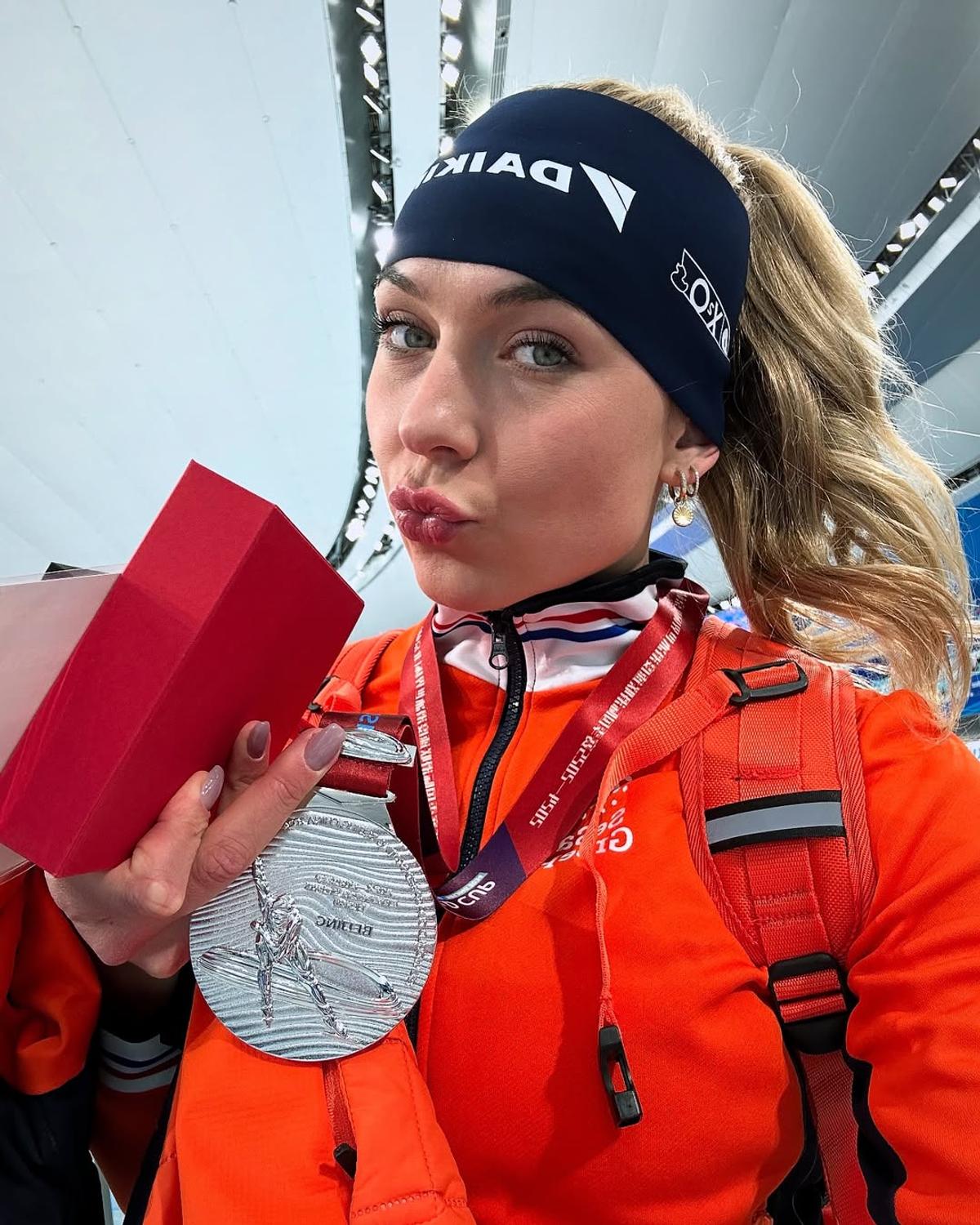 Joy Beune, campioană mondială la patinaj viteză. Foto: Instagram