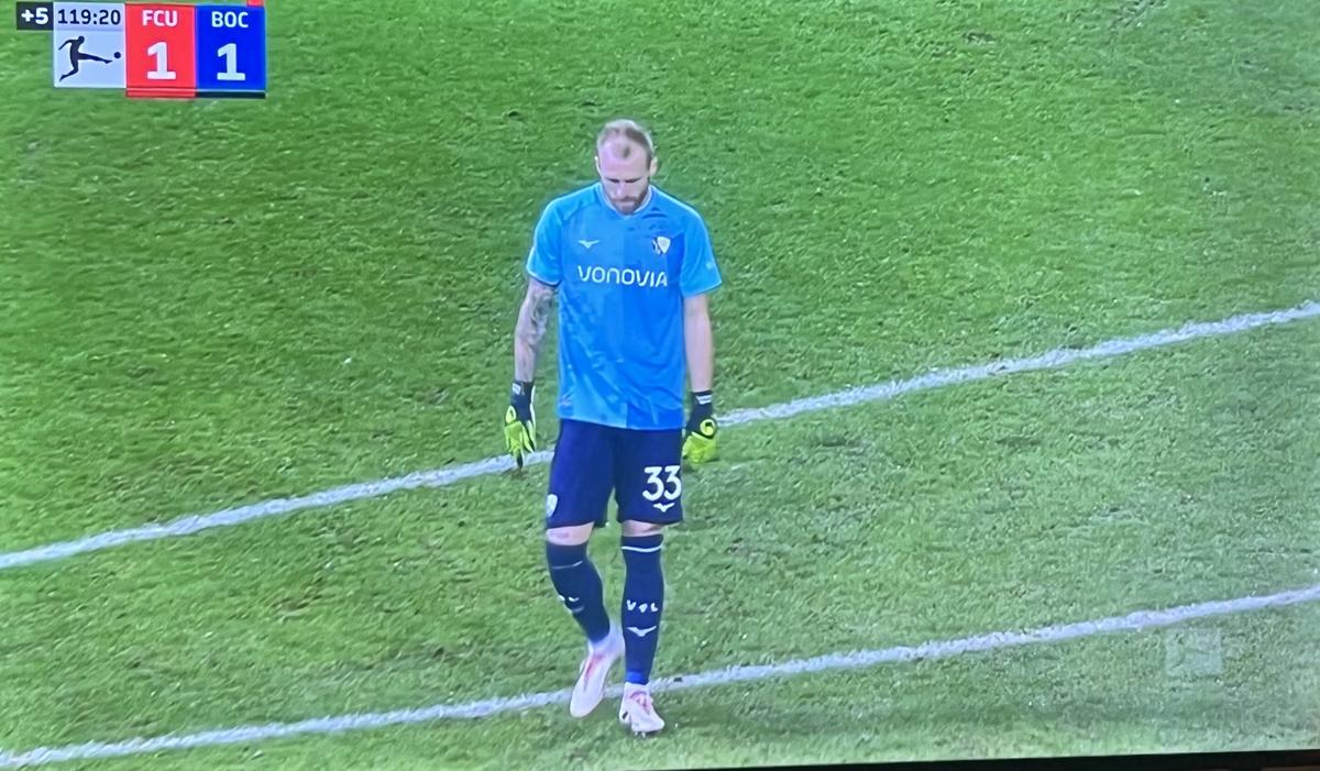 Decizie istorică în Bundesliga » Union Berlin - Bochum, decis la „masa verde”: 0-2 din cauza gestului prostesc al unui suporter