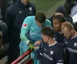 Patrick Drewes, portarul lui Bochum, a fost lovit cu un obiect aruncat din peluza celor de la Union Berlin. Meciul a fost întrerupt în minutele de prelungire, la scorul de 1-1.
