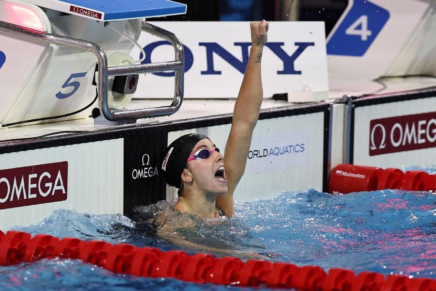 Regan Smith după ce a doborât recordul mondial în bazin scurt la 50 m spate Foto: Guliver/GettyImages Val de recorduri la Mondialele de înot în bazin scurt » A căzut și unul legendar, vechi din 2009!