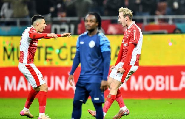 DINAMO-globus: „câinii” au halit nou-promovata și continuă invincibili asaltul la locul 1! VIDEO cu faza meciului