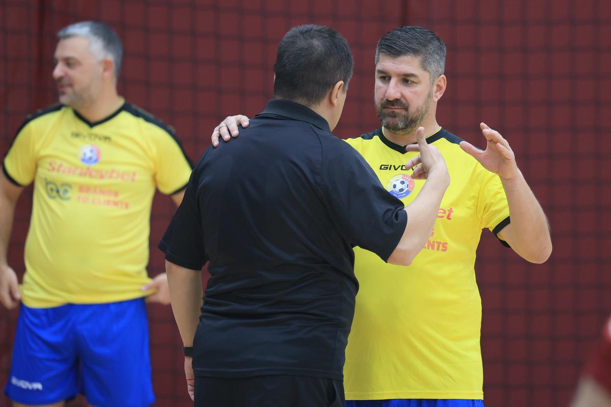 Imagini de la meciul de old boys Rapid - All Stars