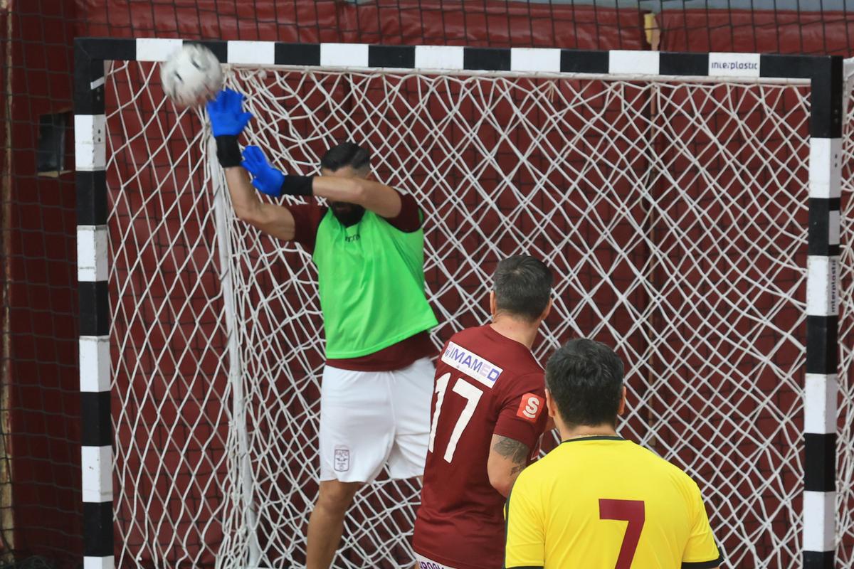 Imagini de la meciul de old boys Rapid - All Stars