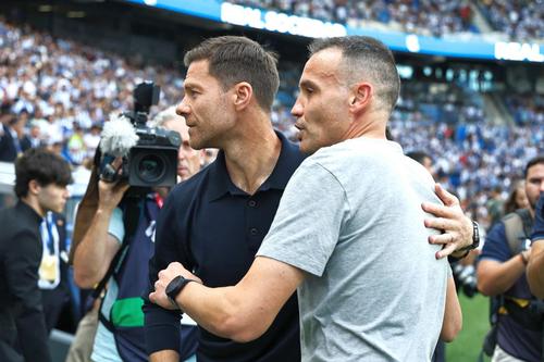 Sergio Francisco, alături de Xabi Alonso/ foto Imago Images