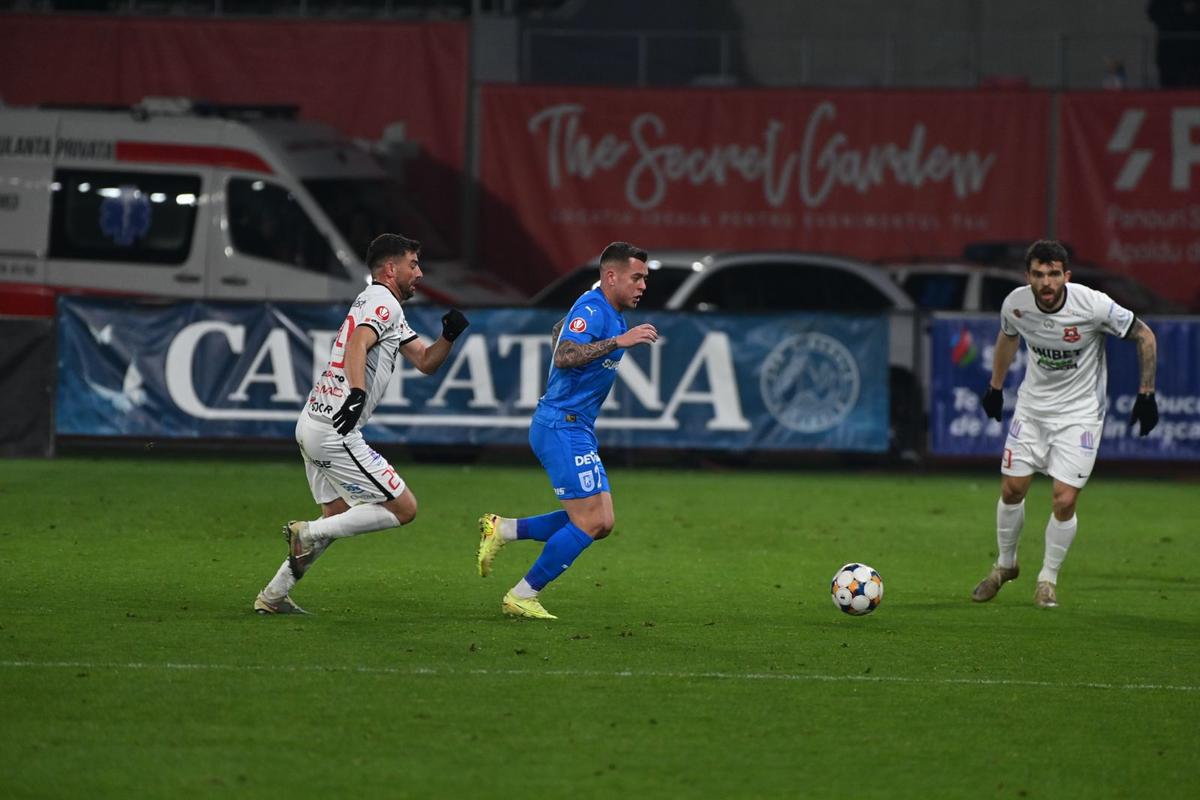 Hermannstadt - Universitatea Craiova 0-2 » Baiaram pentru unii, frisoane pentru Munti! Juveții câștigă la pas la Sibiu, la debutul lui Dorinel Munteanu